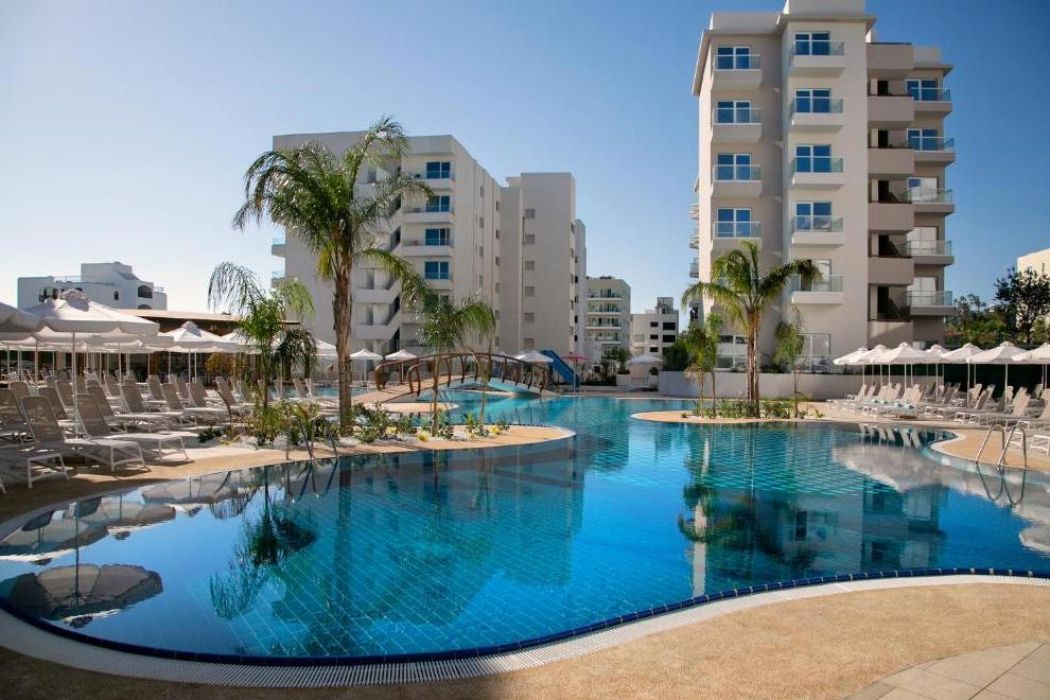 Vangelis Hotel & Suites