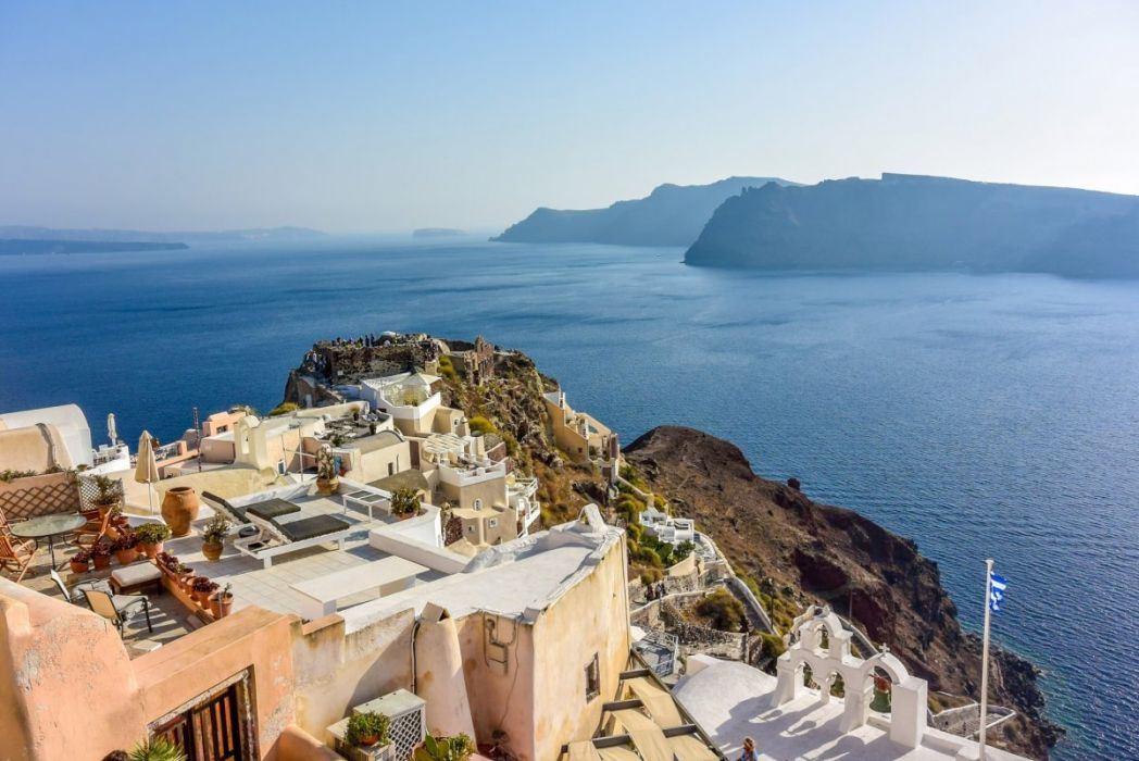 МАЙСКИ ПРАЗНИЦИ НА ОСТРОВ САНТОРИНИ - 3 нощувки - чартърна програма!