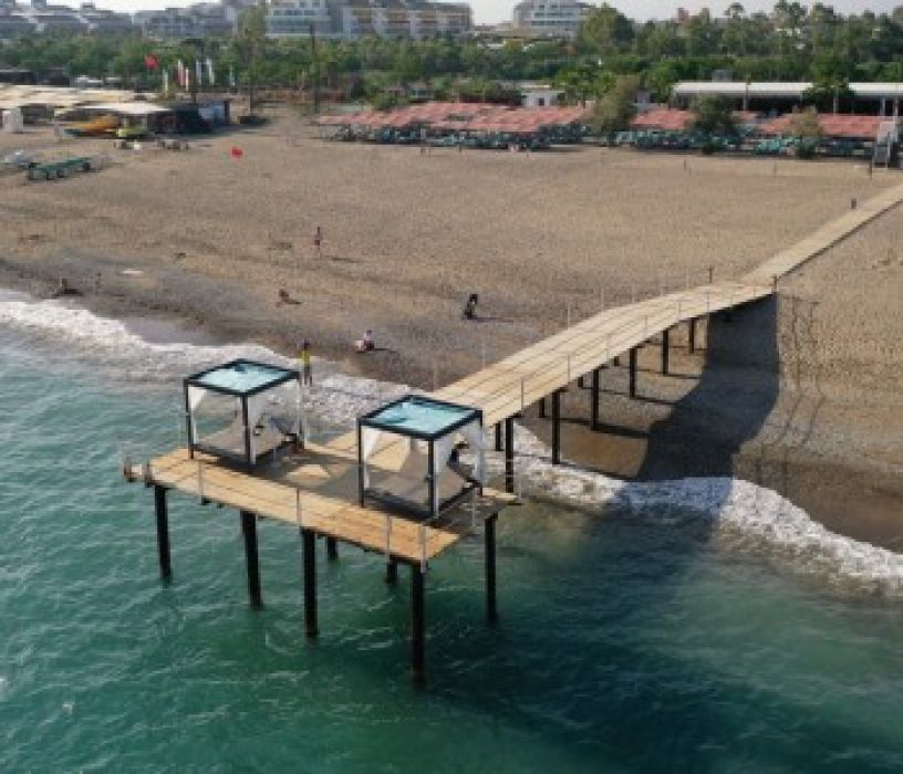 CRYSTAL CLUB WORLD OF COLOURS RESORT & SPA