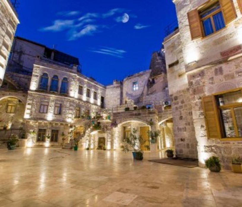 IMPERIAL CAVE SUITE & SPA